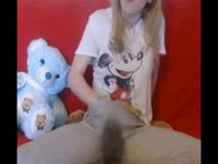 Hot teen squirts with her pants on